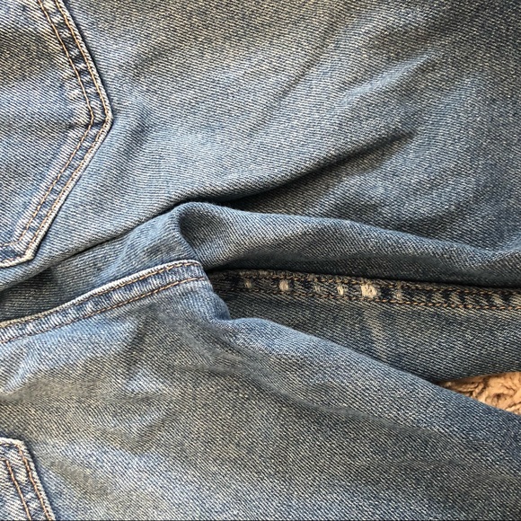 Hollister Mom Jeans - Picture 5 of 9